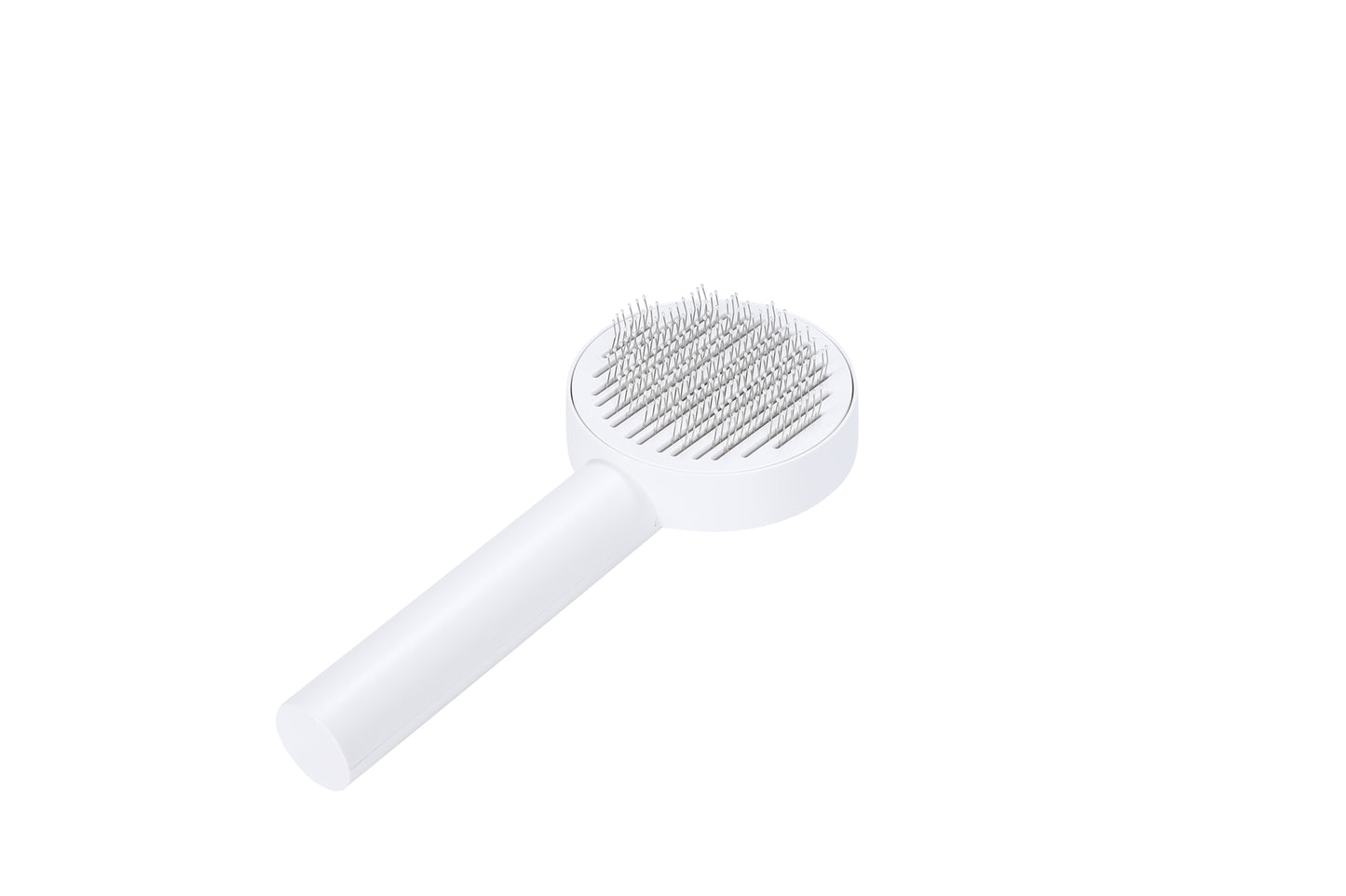 For pets] Brush that removes hair with a single push.